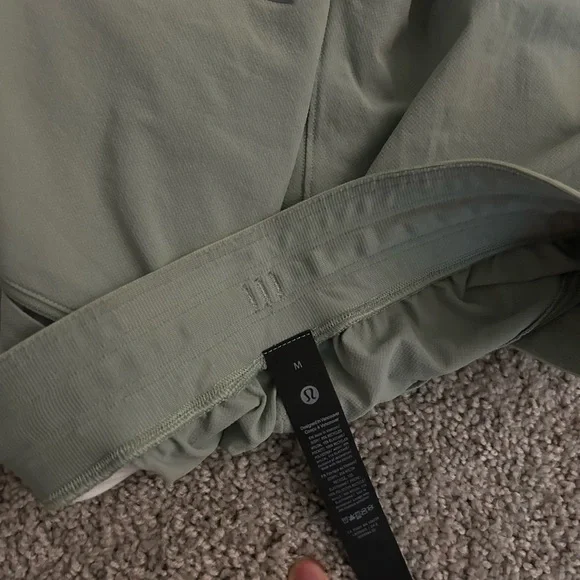 Lululemon License to Train Medium Light Green Shorts - Picture 4 of 4